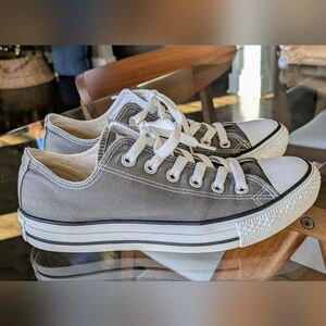 Converse All Star Sneakers